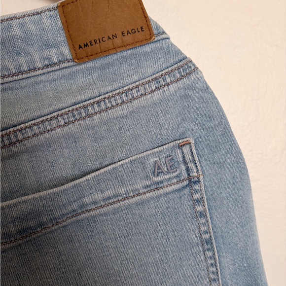 American Eagle Outfitters Light Blue Wide-Leg Jeans - Picture 7 of 9